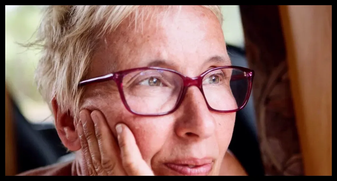 علائم یائسگی و زمان شروع آن‌ها